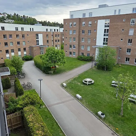 Bright And Modern 2-room With A Sunny Balcony Oslo